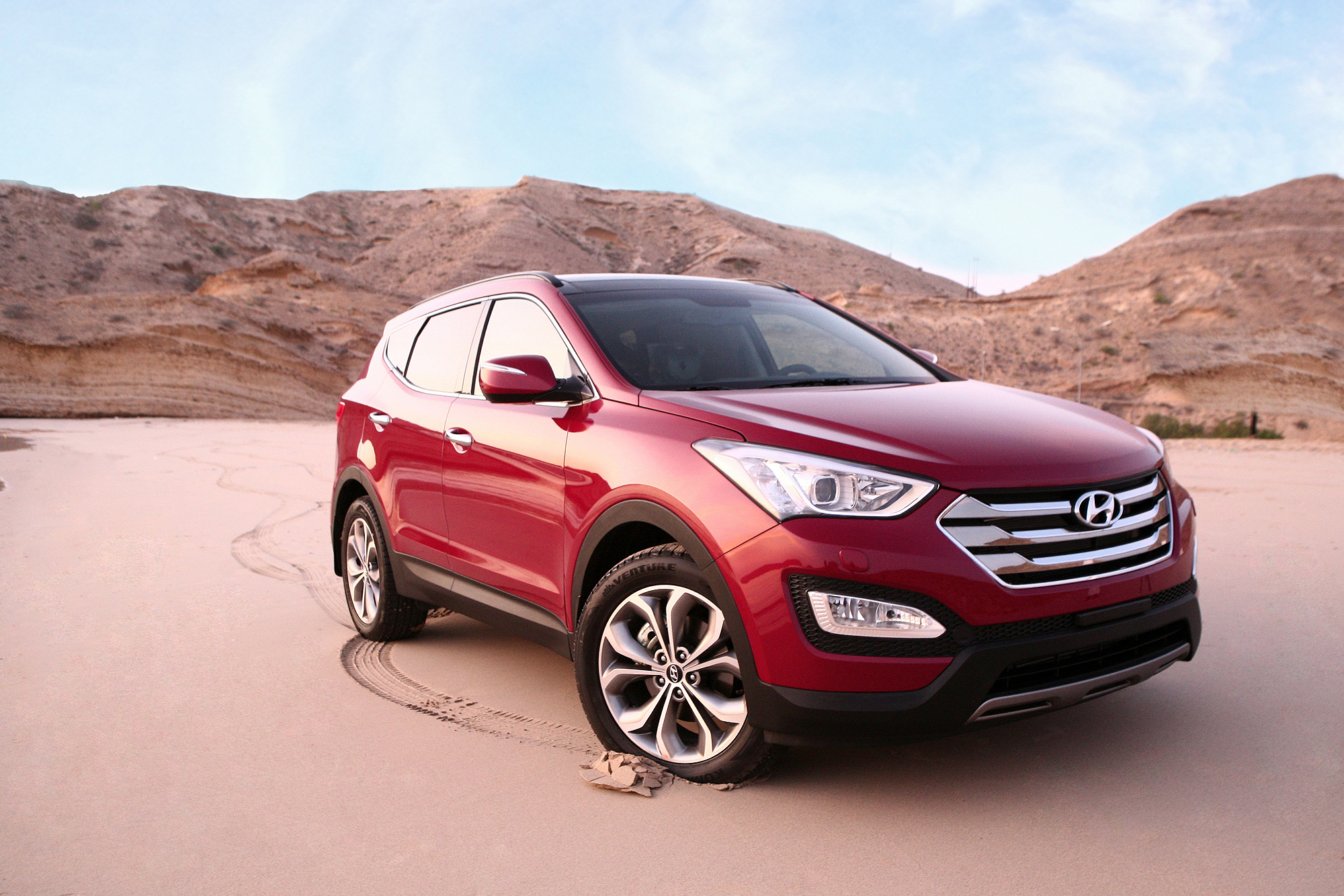 2013 Hyundai Santa Fe now on sale - Motoring Middle East: Car news
