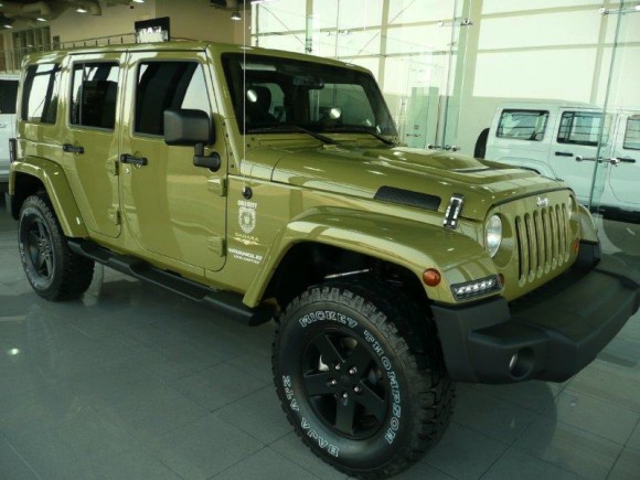 Call of Duty: Black Ops II with Jeep