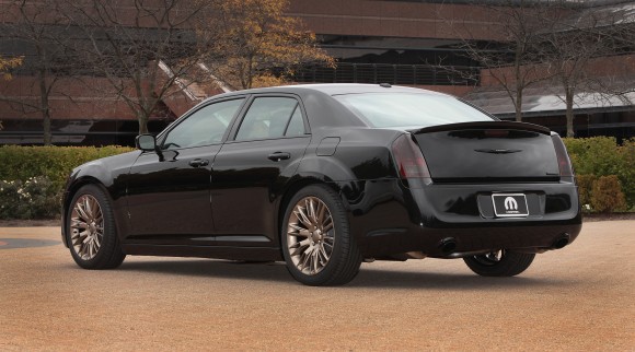 Chrysler Mopar SEMA 2013 300S 300c