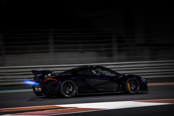 McLaren P1 UAE