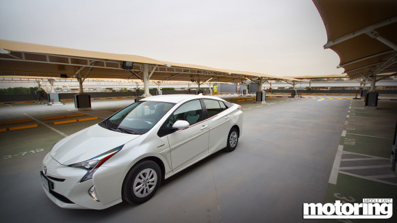 2016 Toyota Prius video review